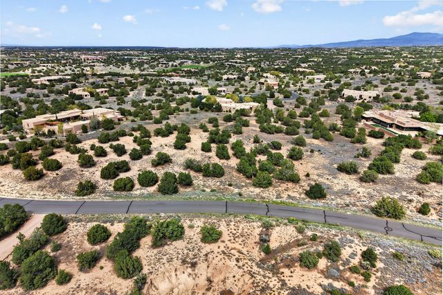 43 Thundercloud, Santa Fe, NM 87506