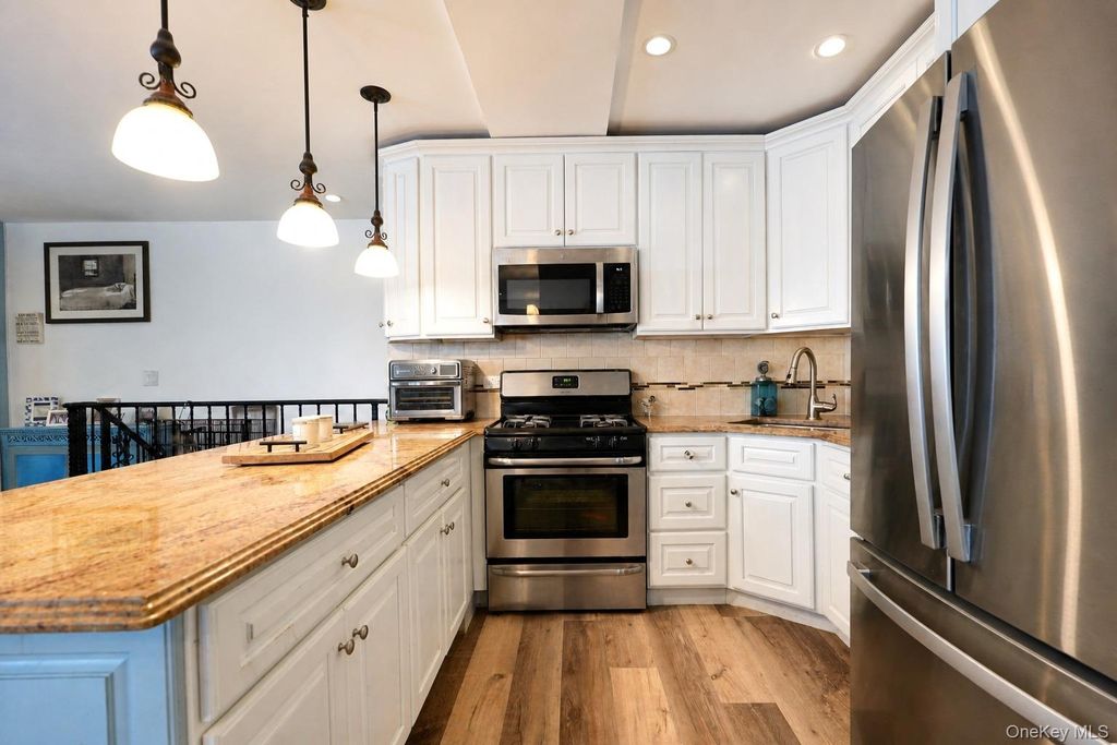 176 Beach 101st Street 4A, Rockaway Park, NY 11694 — photo 4