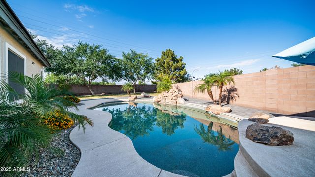 1970 E YELLOWSTONE Place, Chandler, AZ 85249