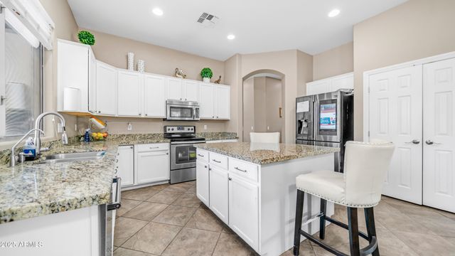 1970 E YELLOWSTONE Place, Chandler, AZ 85249