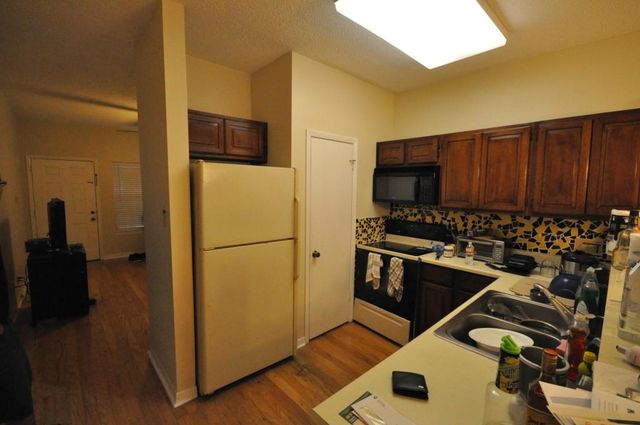 2216 San Gabriel ST 203, Austin, TX 78705