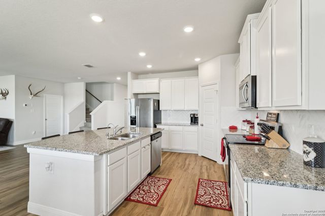 402 Devnet, Cibolo, TX 78108