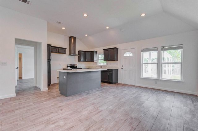 9811 Kerr Street, Houston, TX 77029