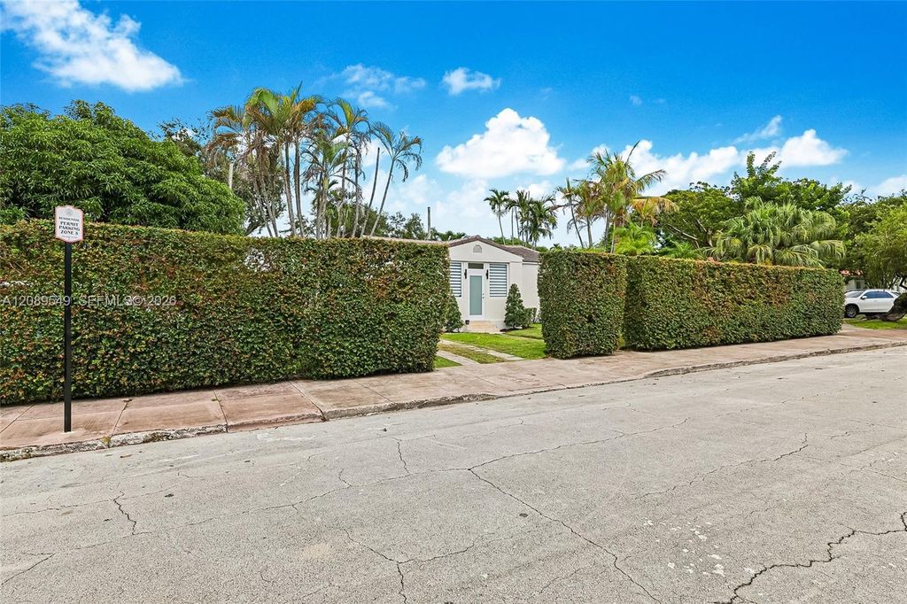 47 Fonseca Avenue, Coral Gables, FL 33134