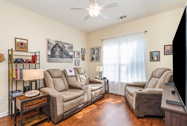 1154 Bastion Cir, Mount Juliet, TN 37122