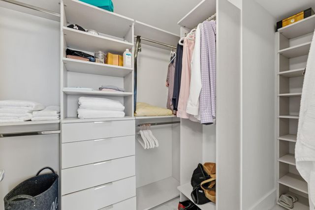 16385 Biscayne Blvd 2516, North Miami Beach, FL 33160