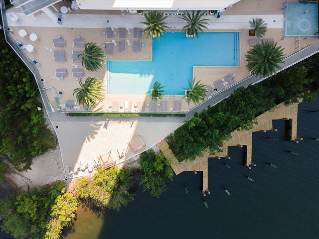 16385 Biscayne Blvd 2516, North Miami Beach, FL 33160