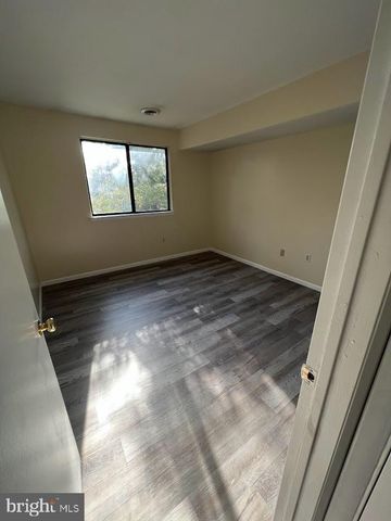 45-8 HOLLY DR, Reading, PA 19606