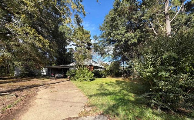 410 N Wilks, Mcrae, AR 72102