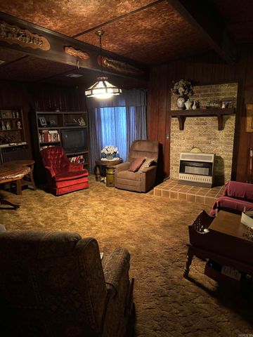 410 N Wilks, Mcrae, AR 72102