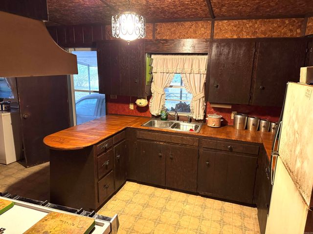 410 N Wilks, Mcrae, AR 72102