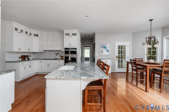 381 Shorewood Dr, Louisa, VA 23117