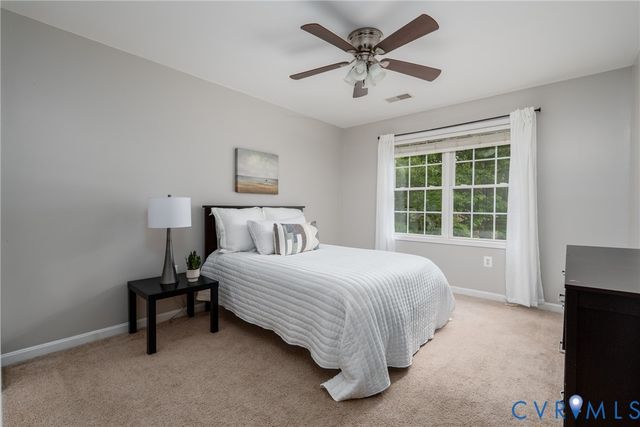 381 Shorewood Dr, Louisa, VA 23117