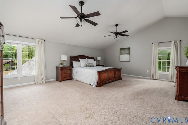 381 Shorewood Dr, Louisa, VA 23117