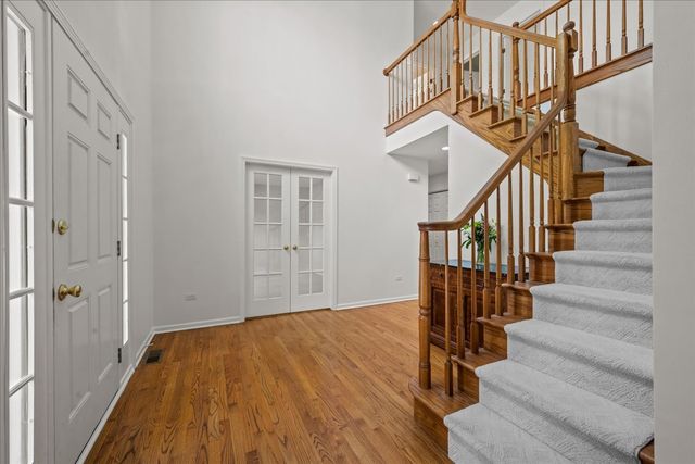 542 Wayland Avenue, Kenilworth, IL 60043
