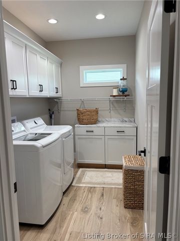 130 W Greene Court, Hanover, IN 47243
