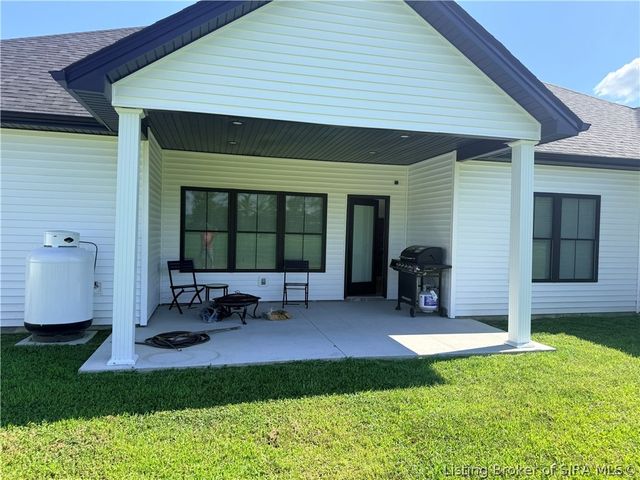 130 W Greene Court, Hanover, IN 47243