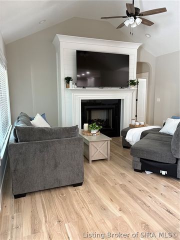 130 W Greene Court, Hanover, IN 47243