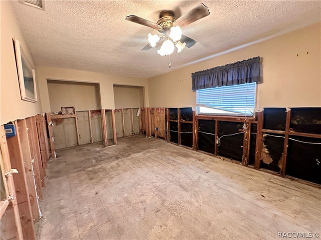 11451 W Pope Court, Homosassa, FL 34448