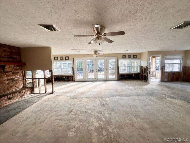 11451 W Pope Court, Homosassa, FL 34448