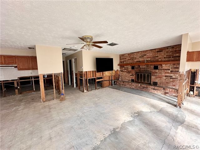 11451 W Pope Court, Homosassa, FL 34448