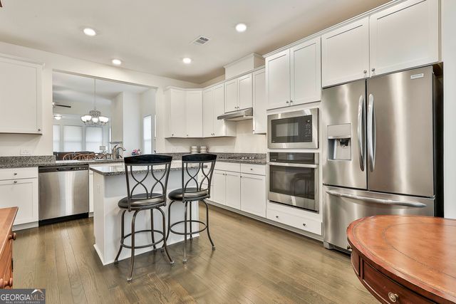 541 Hazelnut Drive, Peachtree City, GA 30269