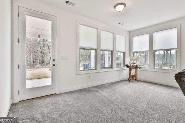 541 Hazelnut Drive, Peachtree City, GA 30269