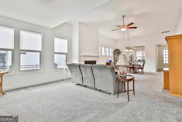 541 Hazelnut Drive, Peachtree City, GA 30269