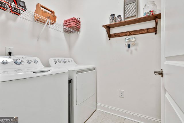 541 Hazelnut Drive, Peachtree City, GA 30269