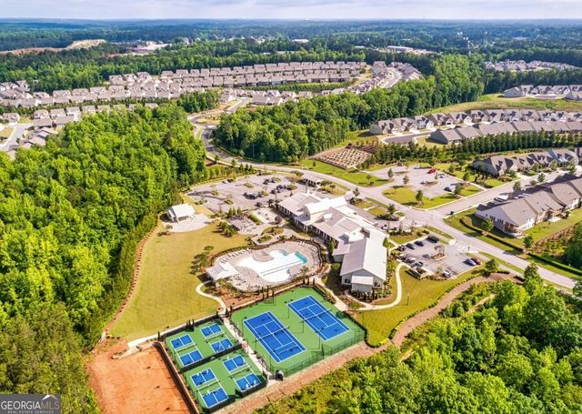 541 Hazelnut Drive, Peachtree City, GA 30269