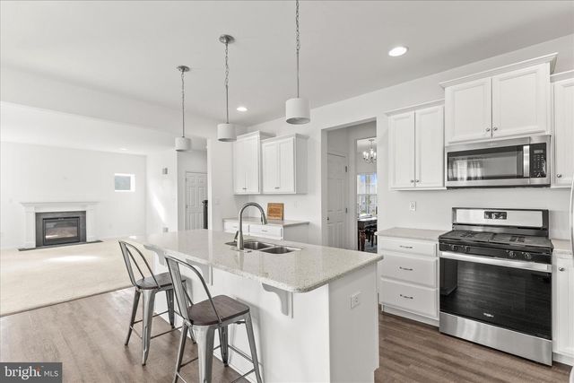 407 PEGGY LN, New Freedom, PA 17349