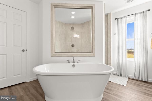 407 PEGGY LN, New Freedom, PA 17349