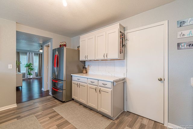 18 SULFUR CYN, San Antonio, TX 78247