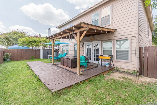 18 SULFUR CYN, San Antonio, TX 78247