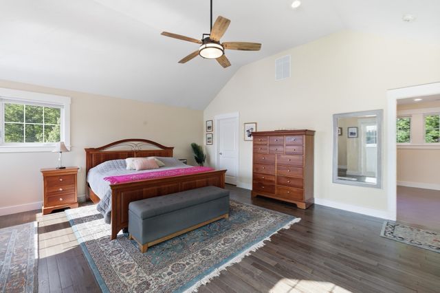 6 Weetamoo Way, Westford, MA 01886