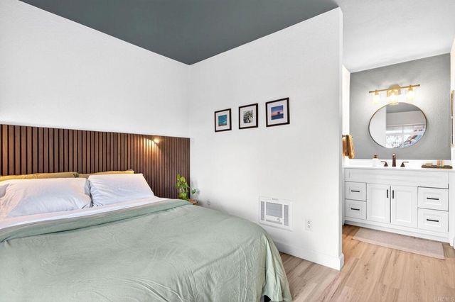 432 Edgehill Lane 73, Oceanside, CA 92054