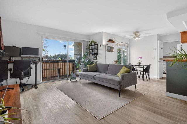 432 Edgehill Lane 73, Oceanside, CA 92054