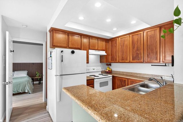 432 Edgehill Lane 73, Oceanside, CA 92054