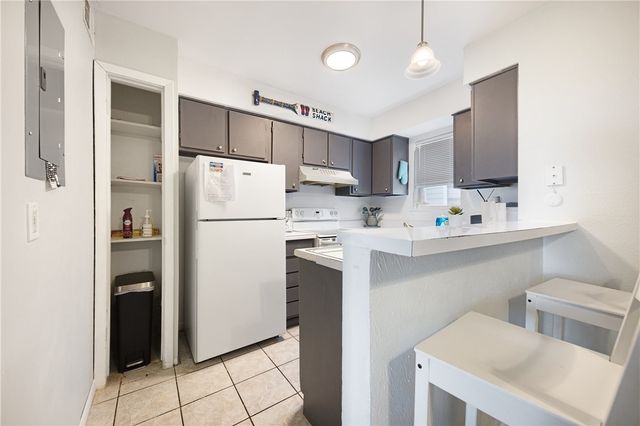 1011 Ennis Joslin Unit 126, Corpus Christi, TX 78412