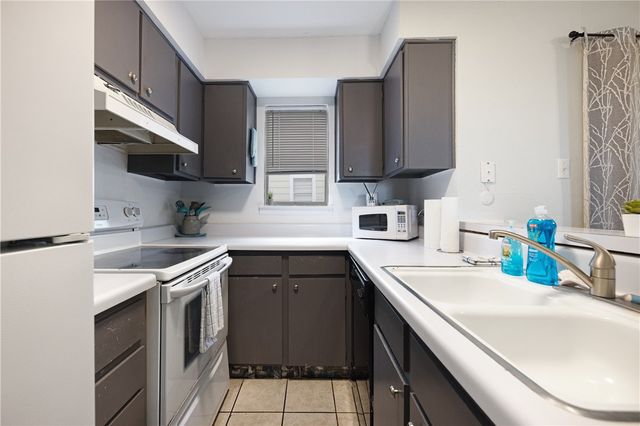 1011 Ennis Joslin Unit 126, Corpus Christi, TX 78412
