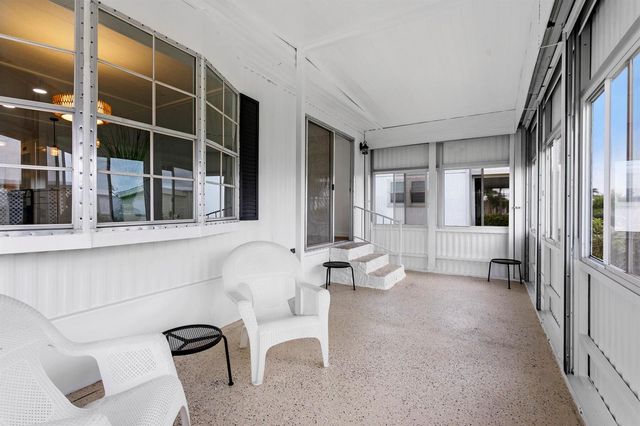 39016 Gayle Bay, Boynton Beach, FL 33436