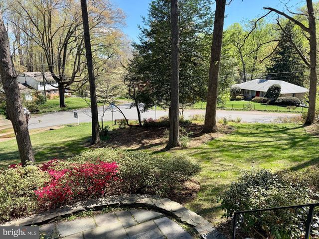 3722 ACOSTA RD, Fairfax, VA 22031