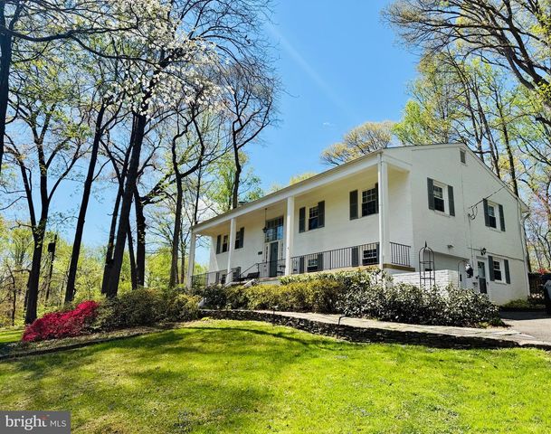 3722 ACOSTA RD, Fairfax, VA 22031