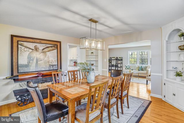3722 ACOSTA RD, Fairfax, VA 22031