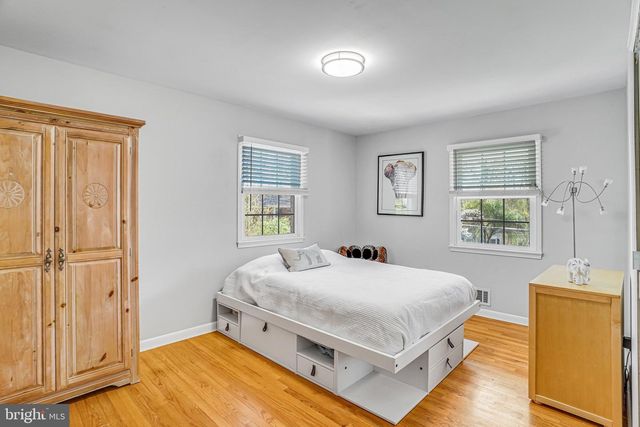 3722 ACOSTA RD, Fairfax, VA 22031