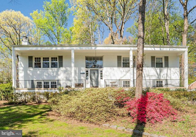 3722 ACOSTA RD, Fairfax, VA 22031