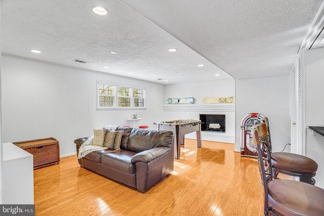 3722 ACOSTA RD, Fairfax, VA 22031