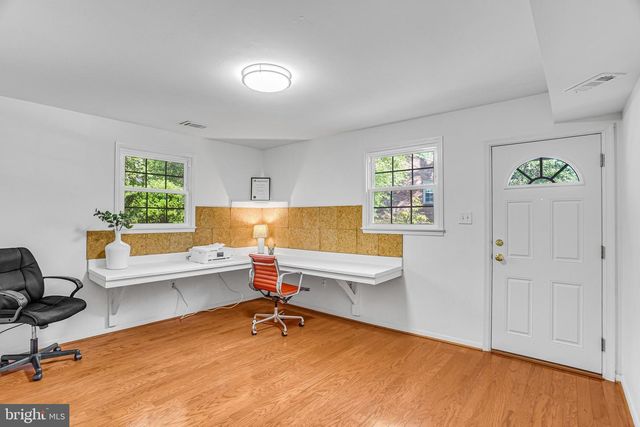 3722 ACOSTA RD, Fairfax, VA 22031