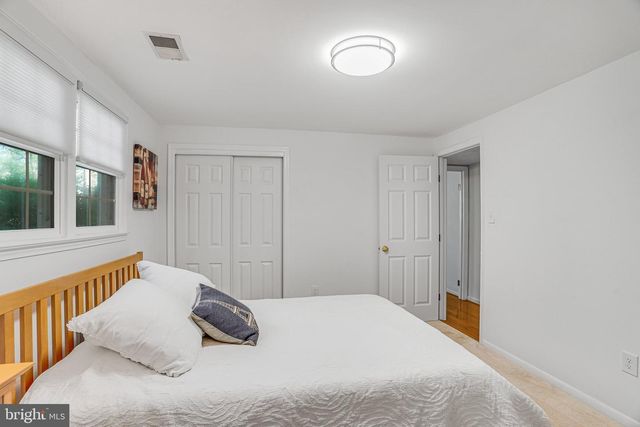 3722 ACOSTA RD, Fairfax, VA 22031