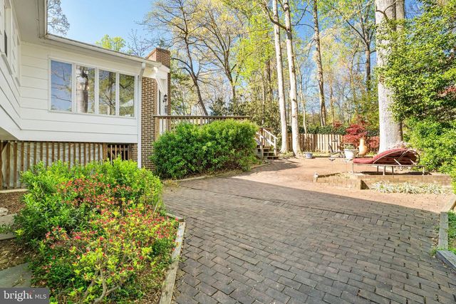 3722 ACOSTA RD, Fairfax, VA 22031